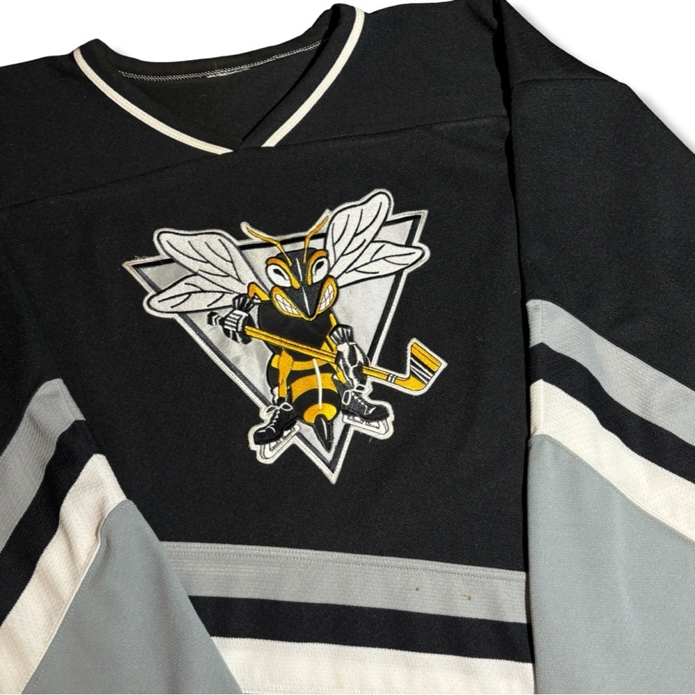 Rare Vintage Sarina Sting Hockey Jersey - Picture 3 of 5